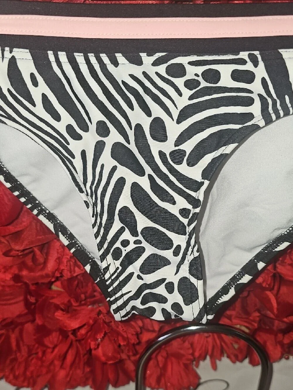 ZeroXposur black swim